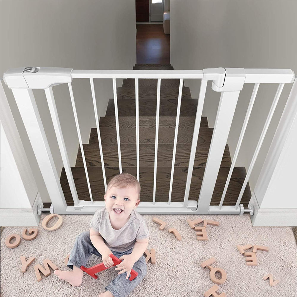 Auto Close Baby Safety Gate for Child Other Baby Supplies Seafty Door