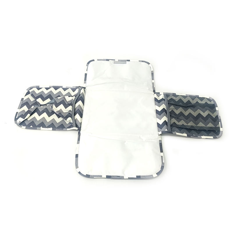 Lightweight Polyester Geometric Pattern Baby Diaper Changing Mat