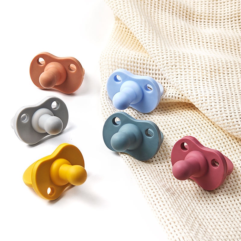 Factory New Design Newborn Pacifiers Baby Soother BPA Free Silicone